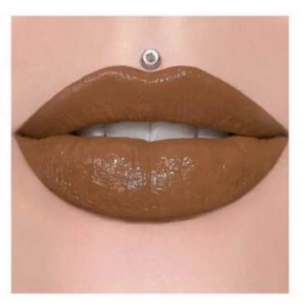 Jeffree Star TOP SHELF Rich Cocoa Lipstick